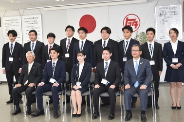 熊本トヨタ自動車入社式